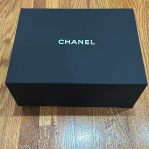 Chanel Box